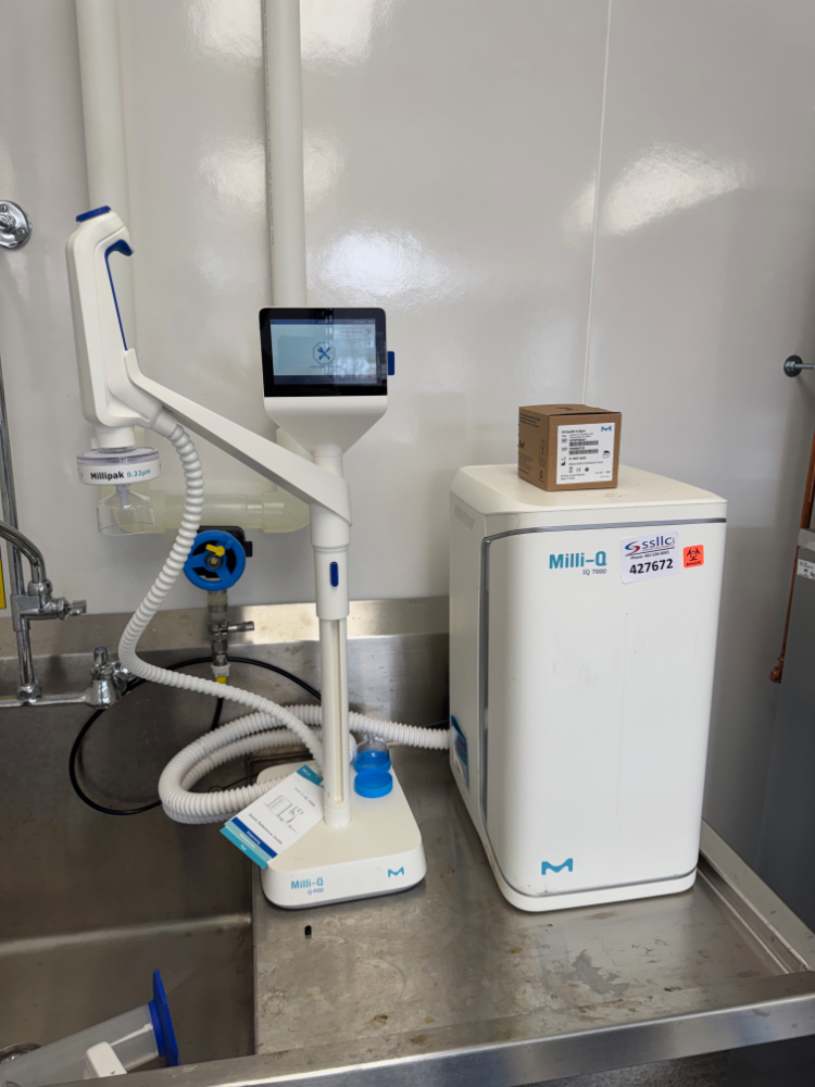 Image of Millipore Milli-Q IQ 7000 Lab Water Purification System